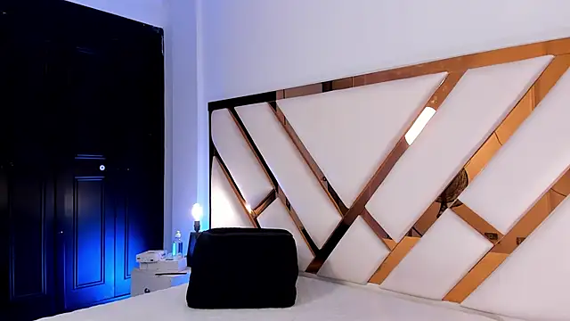 Aron_cruz's Webcam Show