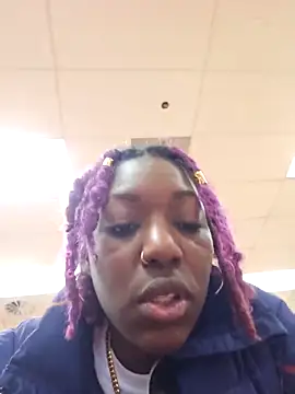 oliviaprettypussy 现场XXX聊天