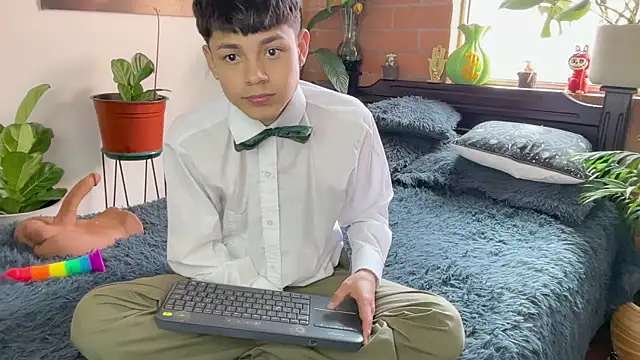 Andy_Belier23 Webcam Show