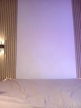 LaylaEmber Adlı Modelin Canlı XXX Sohbeti