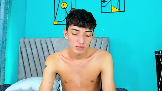 Maikol_Ortiz 现场XXX聊天