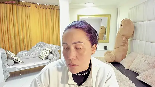 Chat +18 de gaby_trent ao vivo