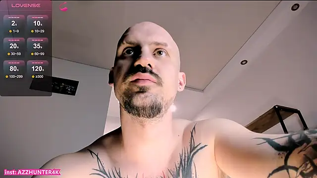 Pokazy przed kamerką – AssHunter4k