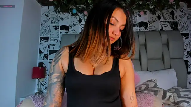 LucyRosse Live XXX-chat