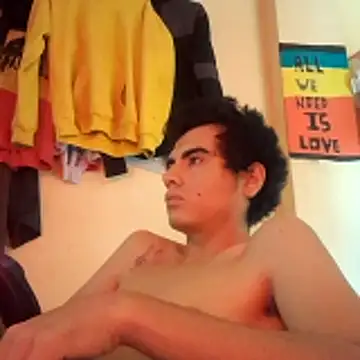 Ortiz3404 Adlı Modelin Canlı XXX Sohbeti