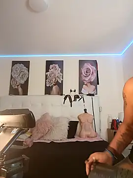 SamathaMay élő XXX-chatje