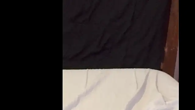 famous1tad élő XXX-chatje