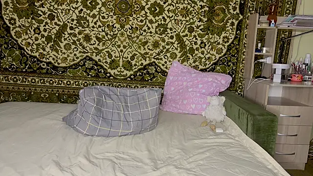 Chat +18 de MonaFlame ao vivo