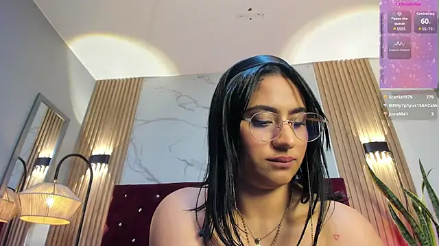 Dianna-Rosse's Live XXX Chat