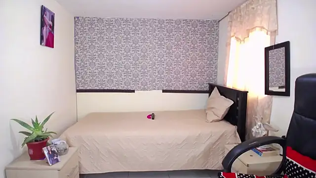 EvaFoxter Chat XXX in diretta