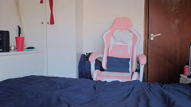 دردشة ENGLISHEMILY_69 الجنسية المباشرة