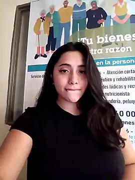 دردشة ANDREA-10_ الجنسية المباشرة