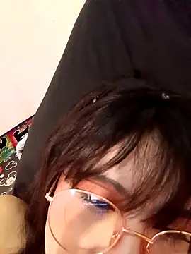 Chall_mee – Naživo XXX chat