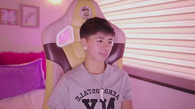 tommy_blue – Naživo XXX chat