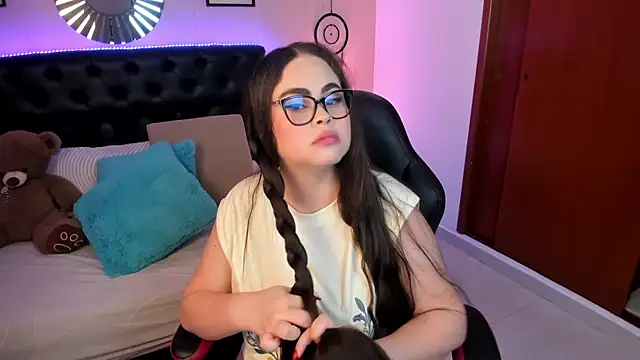 دردشة LolaVillalobos الجنسية المباشرة