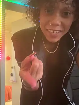 Tamiii420 Chat XXX in diretta