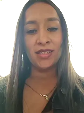 Czat XXX na żywo – Paola_andrade