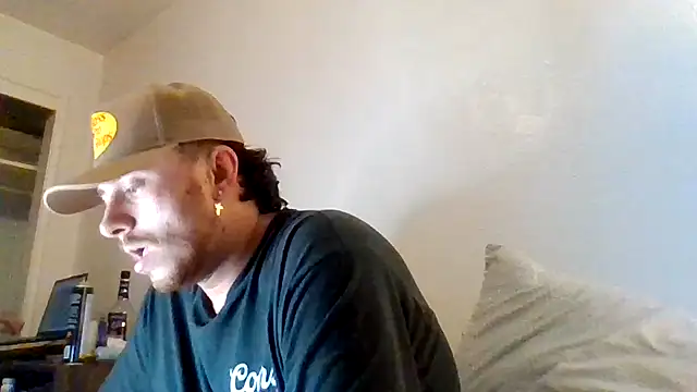 TallHungandCloudy69 Live XXX Chat