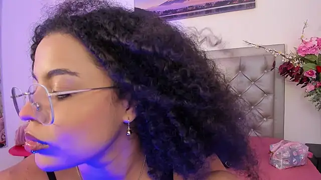 Chatroom XXX en direct de katie__bloom