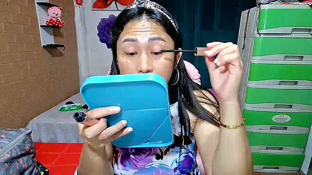 Chat XXX en directo de Ugly-Filipina