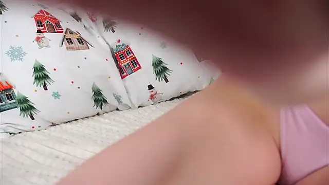 SunnivaCovil Chat XXX live