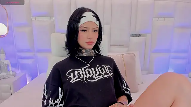 Chat +18 de doll__bella ao vivo