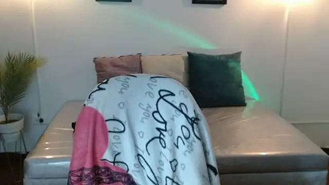 Juliana__lx Chat XXX in diretta