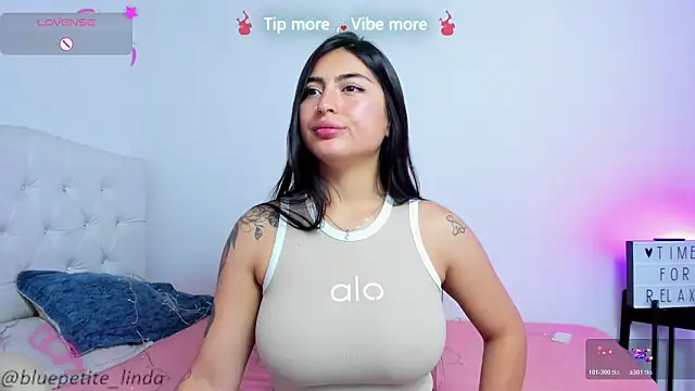 Blue_Petite's Live XXX Chat