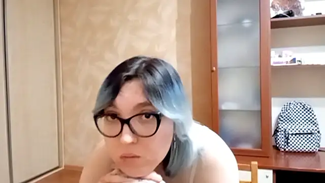 EvonTabb Adlı Modelin Canlı XXX Sohbeti