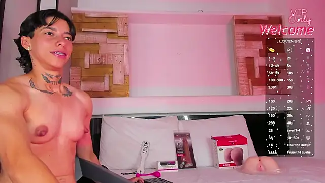 XXX chat uživo modela AmberAdams_