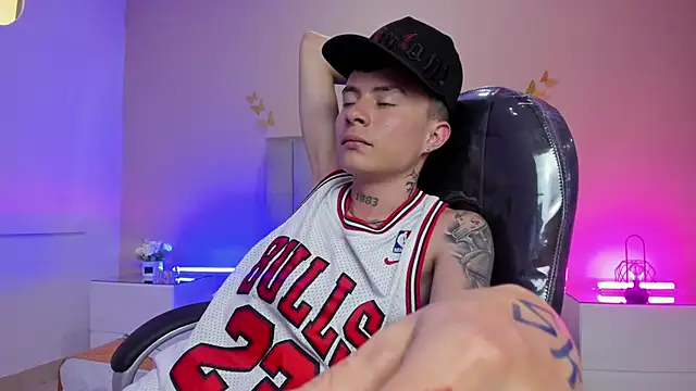 Онлайн чат XXX Nascary_Fox