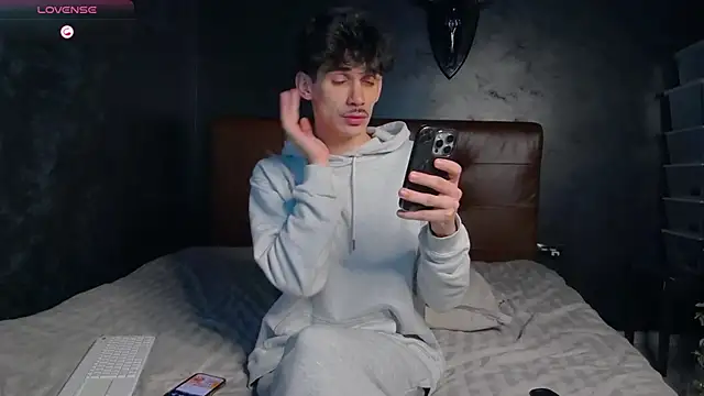 DanielCrush1 Chat XXX in diretta