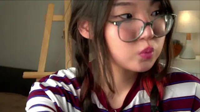 Chat +18 de NelleMihalko ao vivo