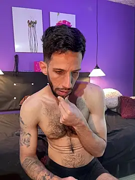 Czat XXX na żywo – Karim_mansur