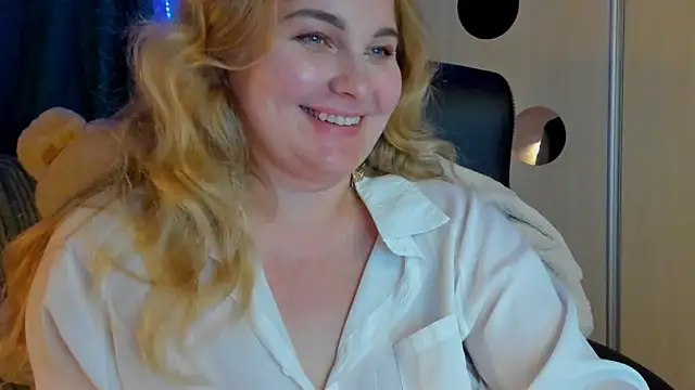 CoraSwon's Live XXX Chat