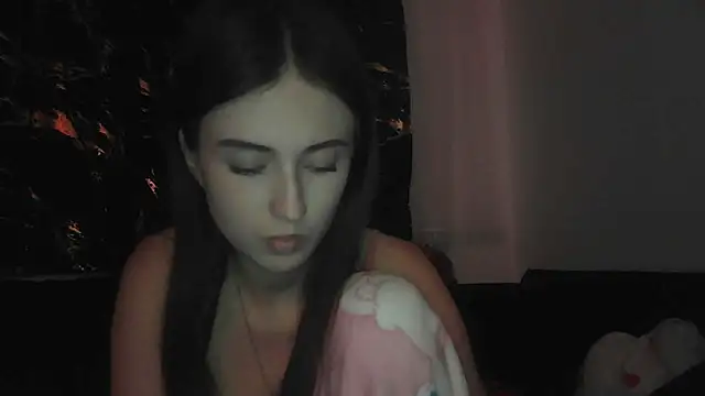 karlaluuvv 现场XXX聊天