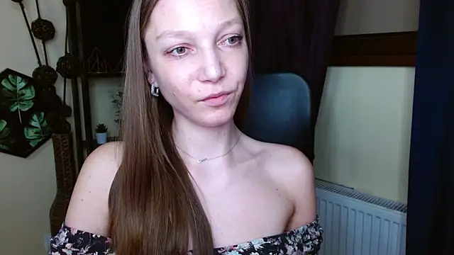 Chat +18 de EmillyPlay ao vivo