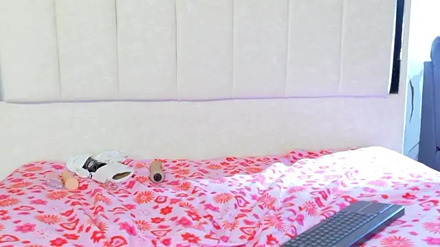 Chatroom XXX en direct de Vanessa_7_