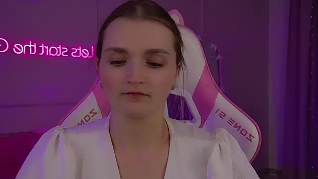 Chat +18 de AnnyRaii ao vivo