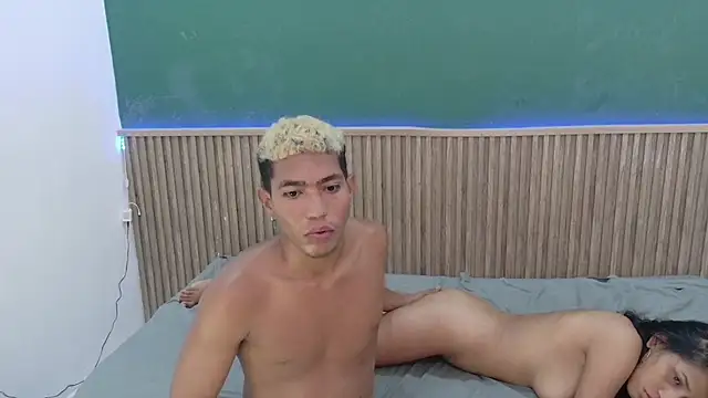 Show Webcam de Duohot01