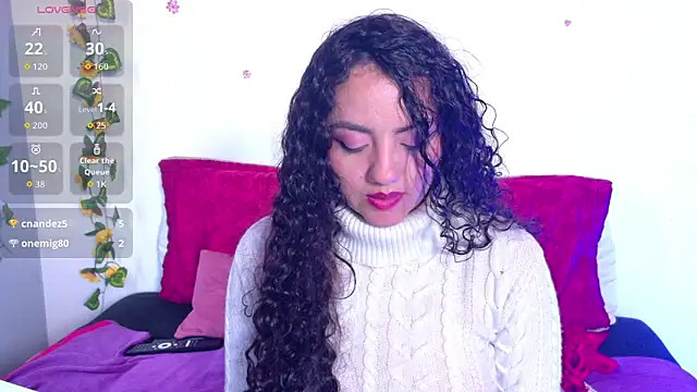 emiily_curly Obrolan Langsung XXX