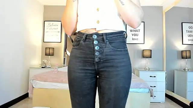 cellestehot Adlı Modelin Canlı XXX Sohbeti