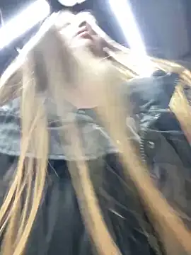 Živý XXX chat KrisMagnoly