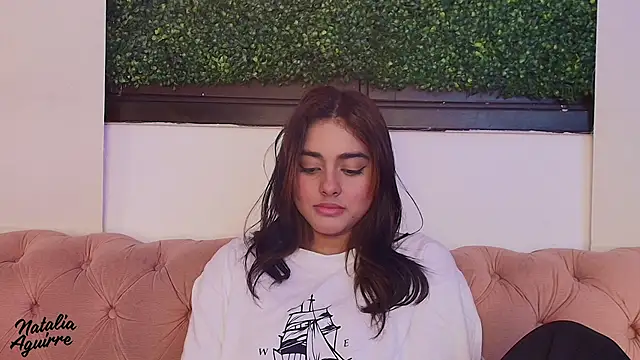 natalia_aguirre1 Adlı Modelin Canlı XXX Sohbeti
