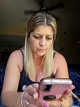 NikkiBlisss' Webcam Show