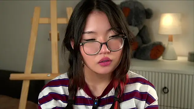 NelleMihalko Chat XXX live