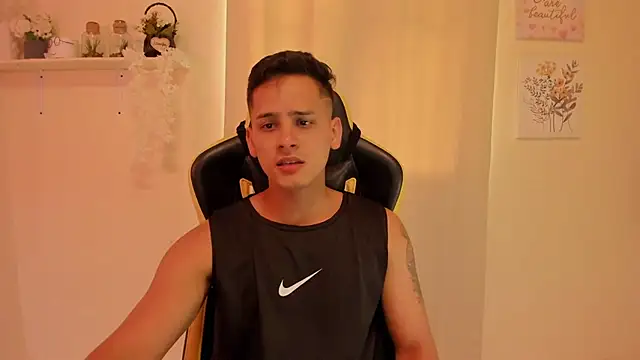 В ебкам-шоу sexy_andres01