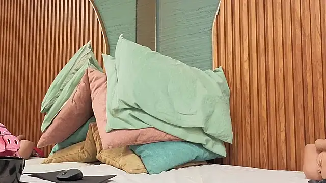 barbara_leython élő XXX-chatje