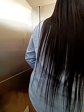 MAYE__13 Live XXX-chat