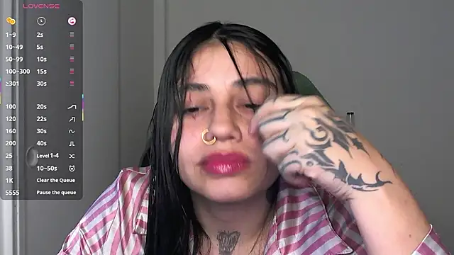 Chat XXX en directo de val_bardot